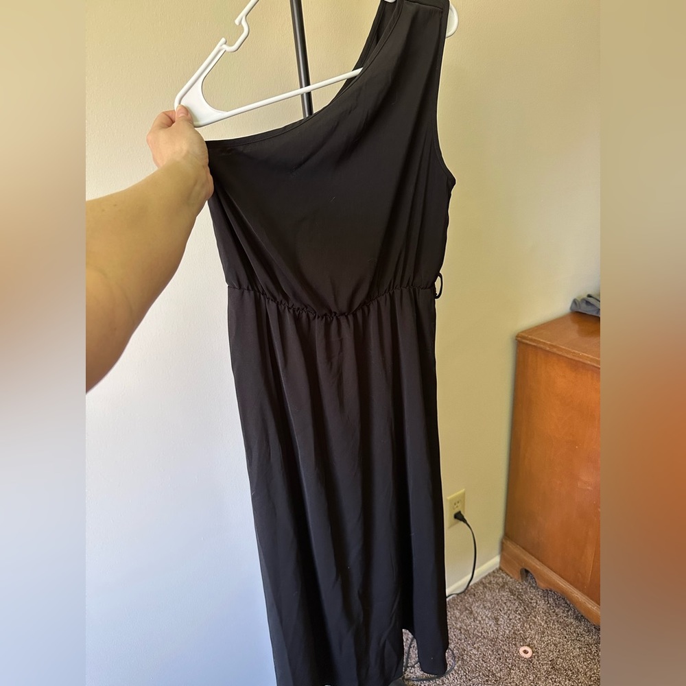 Black one shoulder dress